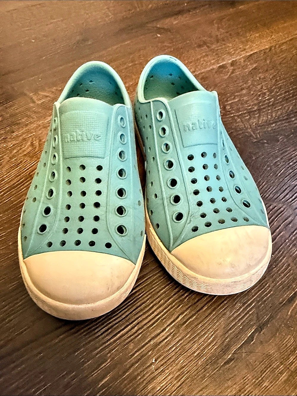 Native Jefferson Child Slip-On Sneakers Green & White
